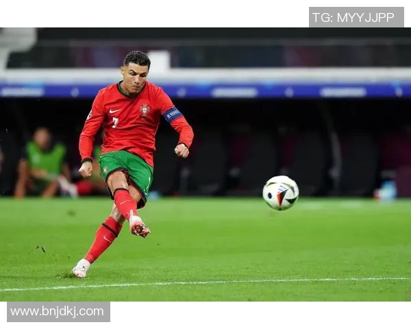 葡萄牙1-1战平丹麦，哈弗茨建功引爆全场